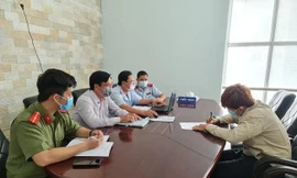 Cơ quan chức năng làm việc với chủ fanpage đăng thông tin gây hoang mang liên quan dịch COVID-19.