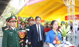TP Huế tổ chức lễ an táng 10 hài cốt liệt sĩ hy sinh tại Lào