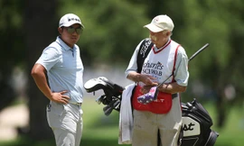 Kỷ lục golfer thay 4 caddie trong một vòng đấu tại RBC Canadian Open