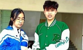 Nam sinh lớp 11 nhặt được ví chứa 15 triệu đồng, trả lại người đánh mất