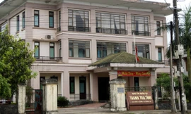 Quan hệ không trong sáng, 2 cán bộ thanh tra tỉnh Quảng Trị bị kỷ luật