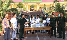 Phá đường dây vận chuyển ma túy xuyên quốc gia, thu giữ 100 bánh heroin