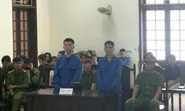 Vận chuyển 55.000 viên ma túy, hai anh em lĩnh án tử hình