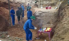 Lực lượng chức năng tiếp tục mở rộng tìm kiếm các hài cốt liệt sĩ ở chiến khu xưa Ba Lòng.