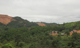 Tin mới vụ nam sinh lớp 6 ở Quảng Trị tử vong bên cột truyền tải điện gió