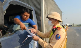 Phương tiện gặp sự cố trên cao tốc Cam Lộ-La Sơn có thể gọi số đường dây nóng nào?