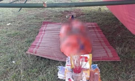 Phát hiện thi thể nam giới trôi dạt vào bờ biển