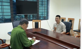 Đối tượng cầm đầu vụ cưỡng đoạt lô gỗ tiền tỷ ra đầu thú