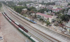 Sáp nhập Quảng Bình, Quảng Trị: Cán bộ đi làm bằng tàu hỏa hằng ngày 