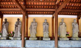 Về Hải Dương ngắm tòa tháp Cửu Phẩm Liên Hoa - Chùa Động Ngọ