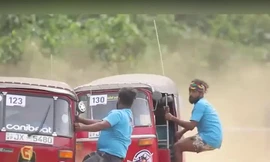 Giải đua xe tuk tuk 'coi thường tính mạng'