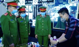 Rà soát khách nước ngoài lưu trú phòng dịch nCoV