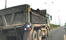 Xe ben đi lùi ở làn 120 km/h cao tốc Pháp Vân – Cầu Giẽ