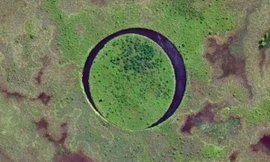 Hòn đảo kỳ bí liên tục di chuyển trong lòng hồ suốt 20 năm