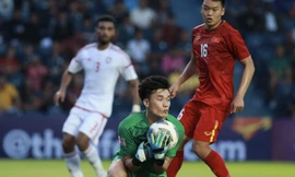 CĐV tấm tắc khen Tiến Dũng chơi tốt hơn SEA Games