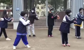 Học sinh sáng tạo điệu nhảy 'rửa tay đúng cách' tuyên truyền chống Covid-19