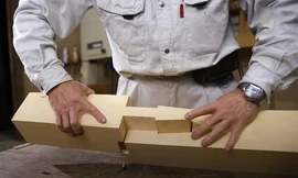 Nghề làm nhà gỗ không cần đinh của người Nhật