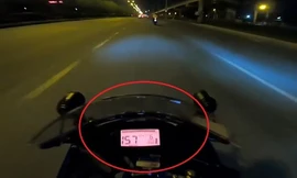 Phóng môtô 157 km/h bỏ chạy khi bị cảnh sát truy đuổi ở TP.HCM