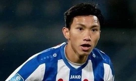 Văn Hậu tập bài lạ cùng đồng đội ở SC Heerenveen