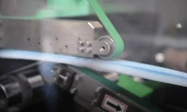 Vận hành máy sản xuất khẩu trang nhanh nhất thế giới