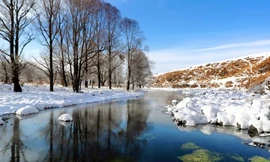 Dòng sông không bao giờ đóng băng dù -30 độ C