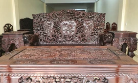 6 tỉ đồng bộ ghế tứ linh hàng hiếm, đại gia cất kho 30 năm không bán