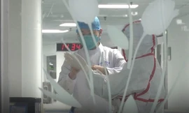 Bác sĩ Vũ Hán mệt mỏi, sợ hãi khi dịch virus corona bùng phát