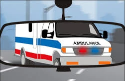 Tại sao chữ 'Ambulance' trên xe cứu thương lại viết ngược?