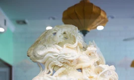 Chiêm ngưỡng bức Cửu Long Tranh Châu bằng vỏ sò nghìn năm tuổi