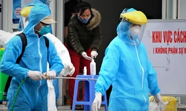 Cuộc sống tại khu vực cách ly 1.000 dân