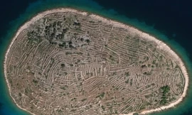 Hòn đảo có hình dạng như dấu vân tay người khổng lồ