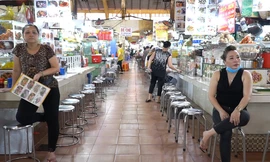 Chợ Bến Thành ế ẩm