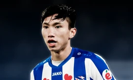 Văn Hậu sút xa khiến thủ môn không thể cản phá