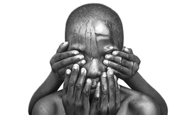 Tài vẽ tranh bằng bút chì thật như được chụp bằng máy ảnh