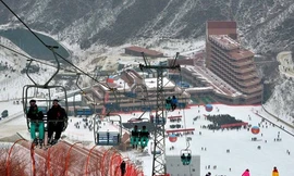 Khu trượt tuyết hiện đại của đất nước bí ẩn nhất thế giới