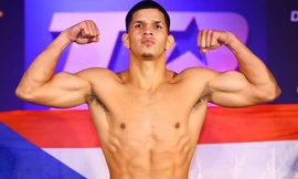 Pha knock-out chóng vánh của hiện tượng làng quyền anh