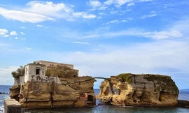 Bí ẩn hòn đảo mang lời nguyền chết chóc