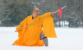 Võ tăng Thiếu Lâm Tự ngộ đạo bằng mũi giáo