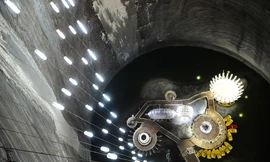 Công viên ngầm khổng lồ nằm sâu 120 m dưới lòng đất