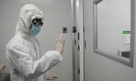 Phòng điều trị bệnh Covid-19 khử khuẩn thế nào?