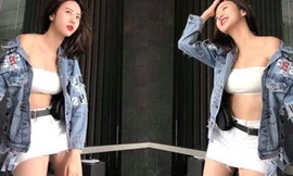 Ngắm vẻ đẹp gợi cảm của cựu tiếp viên hàng không Vũ Ngọc Châm