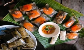 Thực đơn ăn vặt ship-tận-nhà: Bánh gối nóng hổi kiểu Hà Nội, bánh bột lọc chuẩn vị Huế