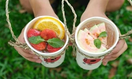 Sài Gòn đi đâu mà vội: Cùng ngồi lại trú nắng trú mưa, rồi nhâm nhi một ly trà mát lạnh!