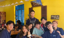 TP.HCM: Ghé thăm "cửa tiệm Cối Xay Gió" phiên bản sinh viên Nhân Văn