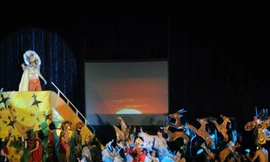 ‘Vua Sư Tử’ tại trường HN - Amsterdam