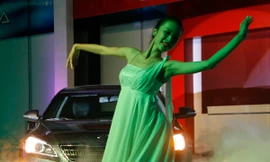 Kia - Carenza tại lễ ra mắt