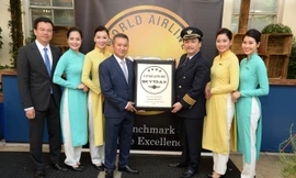 VietnamAirline vinh dự lần thứ 3 liên tiếp đón nhận danh hiệu hãng hàng không 4 sao 