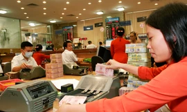 Sở hữu chéo giảm mạnh nhưng vẫn còn tinh vi 