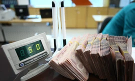 Thừa tiền, nhiều ngân hàng giảm lãi suất đầu vào 