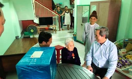 Trưởng Ban Kinh tế TƯ làm việc với Lọc hoá dầu Bình Sơn